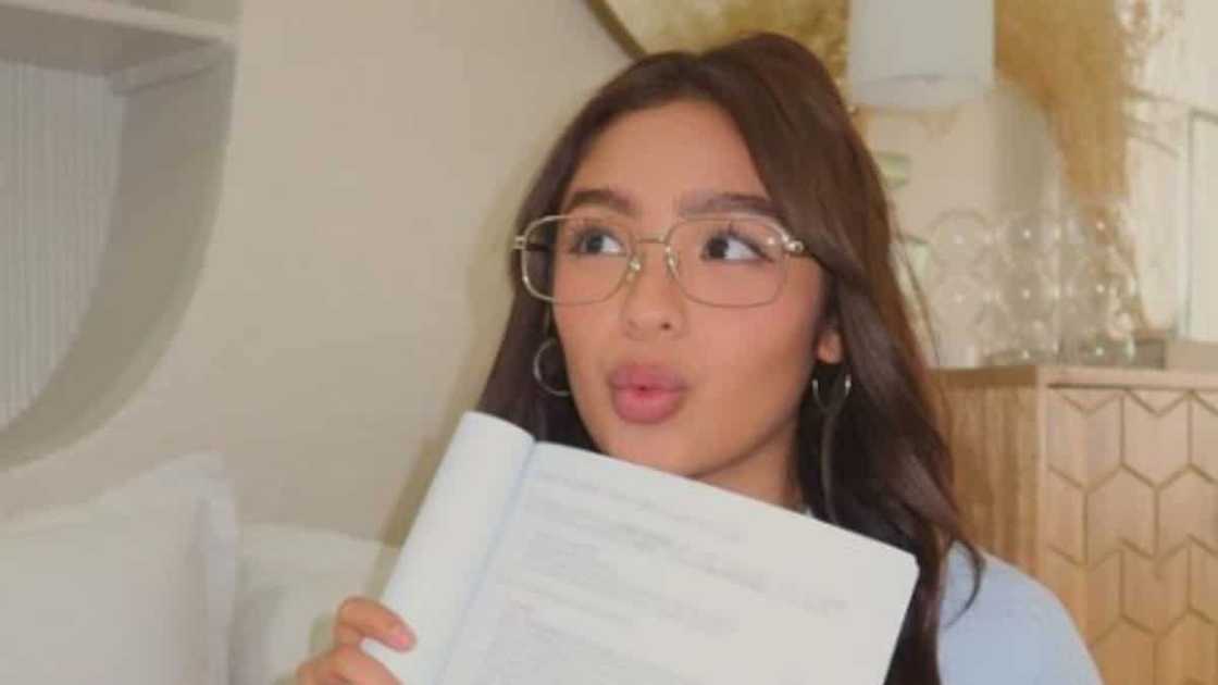 Andrea Brillantes, napuri ni Vicki Belo: "Good girl ito ngayon right?" Andrea Brillantes, napuri ni Vicki Belo: "Good girl ito ngayon right?"