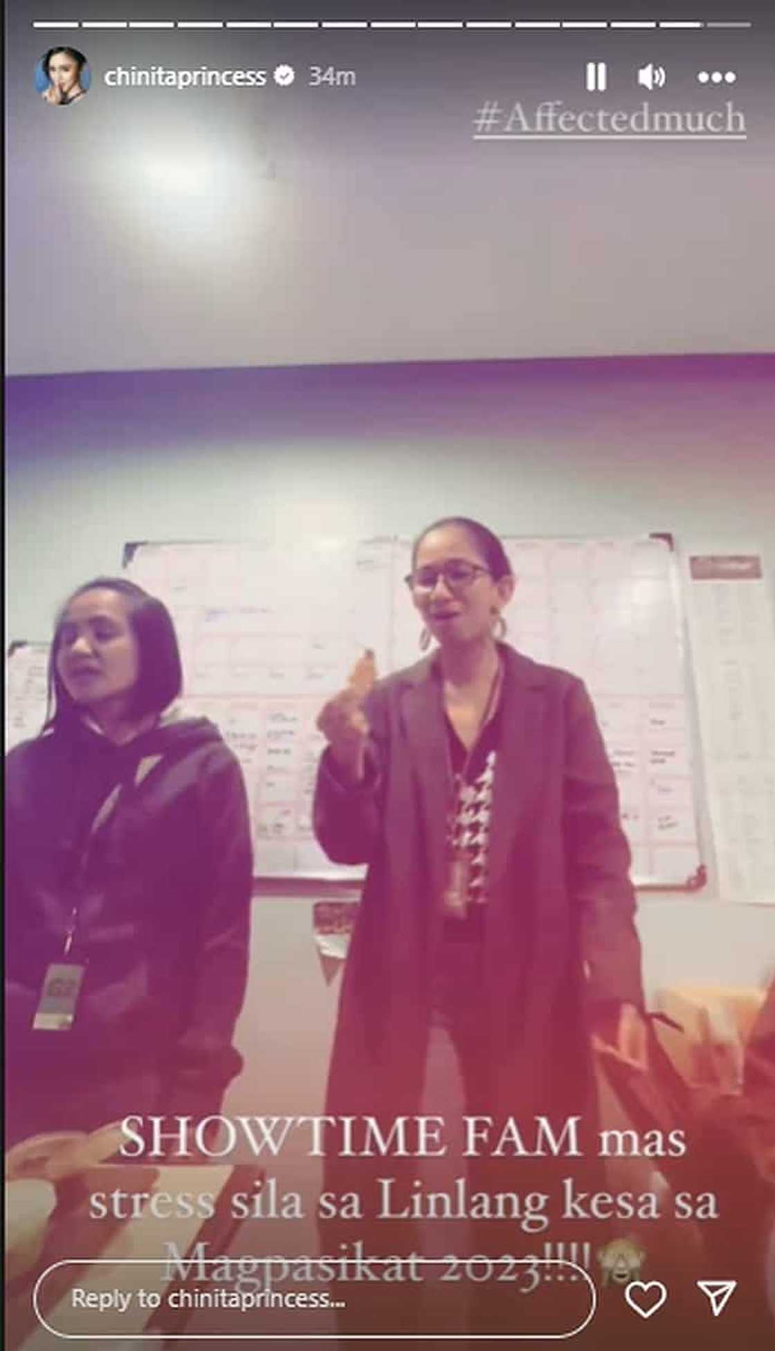 Kim Chiu, 'pinagkaisahan' ng It's Showtime staff sa gigil nila kay Juliana Kim Chiu, 'pinagkaisahan' ng It's Showtime staff sa gigil nila kay Juliana