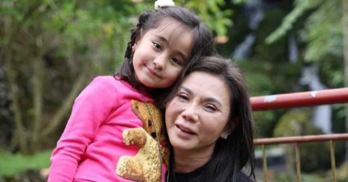Vicki Belo posts new pic with Julia and Gerald; rejects negativity from bashers Vicki Belo posts new pic with Julia and Gerald; rejects negativity from bashers