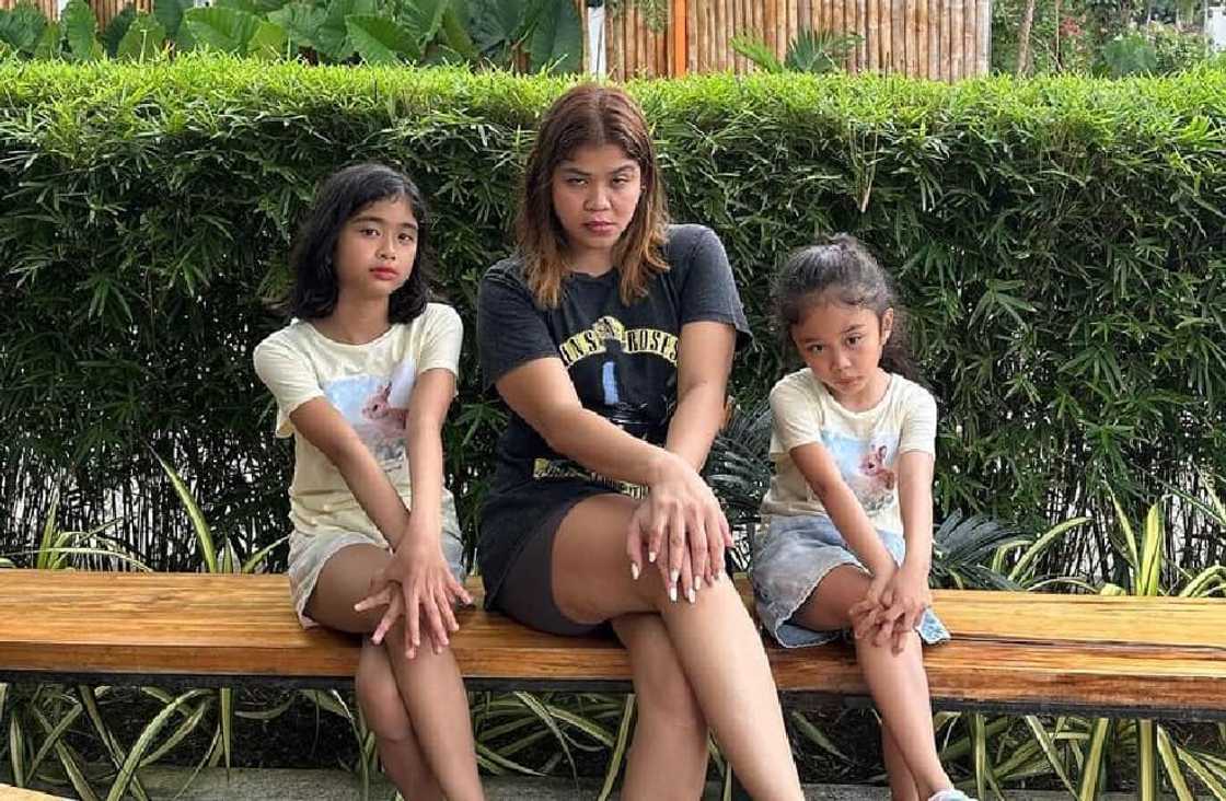 Melai Cantiveros, emosyonal na makita ang anak na hindi nakakalimot magdasal bago matulog Melai Cantiveros, emosyonal na makita ang anak na hindi nakakalimot magdasal bago matulog