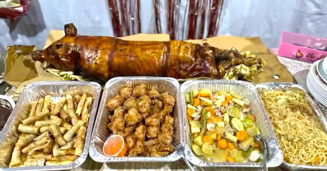 Ilang customer sa Kabankalan, Negros Occidental, nabiktima umano ng lechon package scam Ilang customer sa Kabankalan, Negros Occidental, nabiktima umano ng lechon package scam