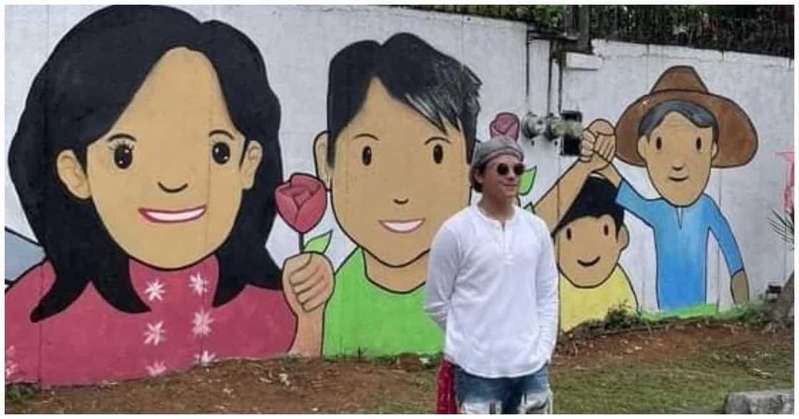 Daniel Padilla, nakiisa sa 'Leni-Kiko' mural painting activity sa Quezon City Daniel Padilla, nakiisa sa 'Leni-Kiko' mural painting activity sa Quezon City