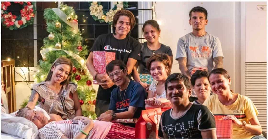 Madam Inutz, napaaga ang Christmas party kasama ang pamilya bago pumasok ng PBB house Madam Inutz, napaaga ang Christmas party kasama ang pamilya bago pumasok ng PBB house