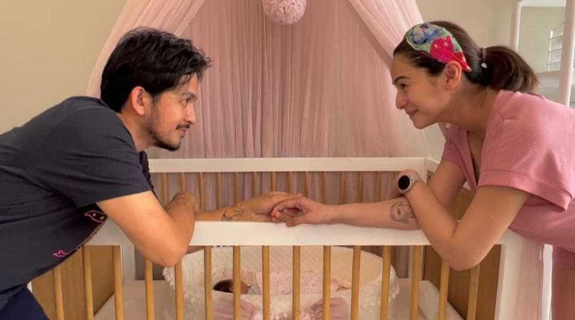 Dennis Trillo posts photo showing glimpse of his, Jennylyn Mercado’s baby Dennis Trillo posts photo showing glimpse of his, Jennylyn Mercado’s baby