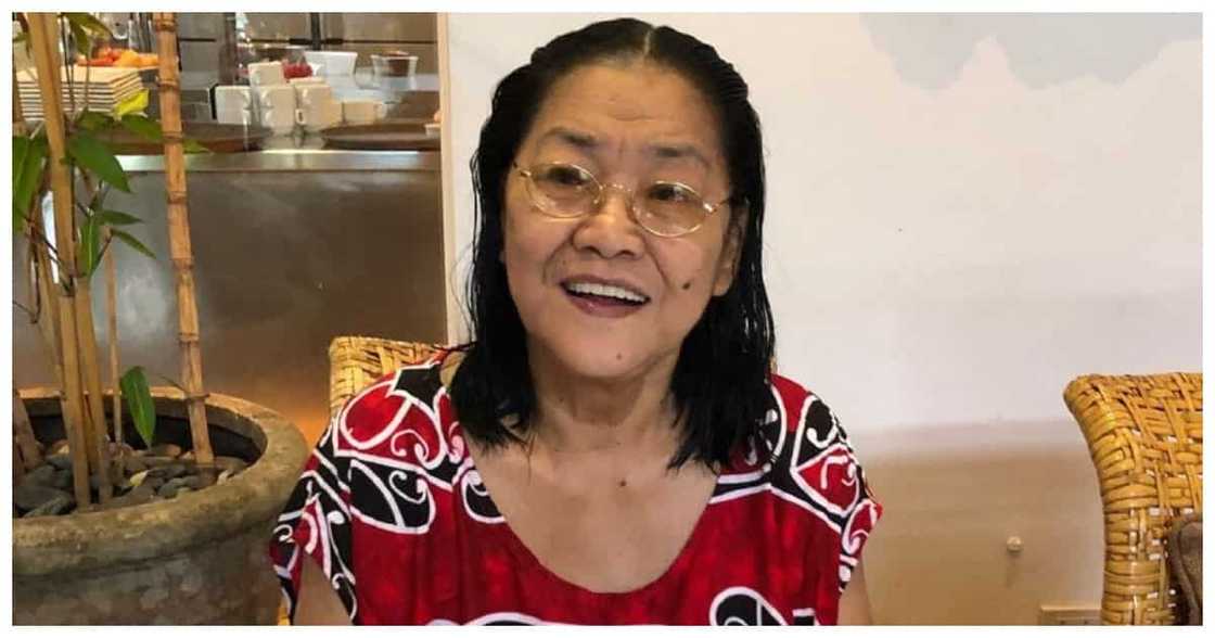 Lolit Solis @akosilolitsolis Lolit Solis @akosilolitsolis