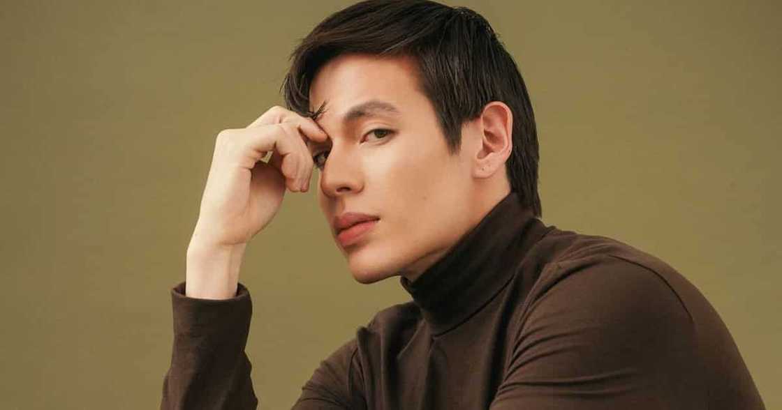 Jake Ejercito, pabirong hirit niya sa socmed, viral: “Pasensya dumagdag pa ako sa mga problema niyo” Jake Ejercito, pabirong hirit niya sa socmed, viral: “Pasensya dumagdag pa ako sa mga problema niyo”