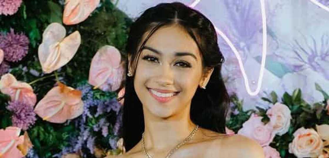 Zeinab Harake, naging emosyonal sa birthday party ng anak niyang si Bia Zeinab Harake, naging emosyonal sa birthday party ng anak niyang si Bia