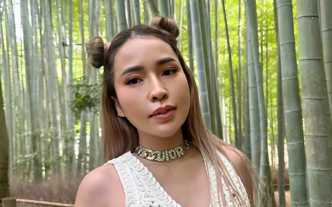 Jelai Andres, ibinida ang love life nila ng mga kaibigang sina Zeinab at Donnalyn Jelai Andres, ibinida ang love life nila ng mga kaibigang sina Zeinab at Donnalyn