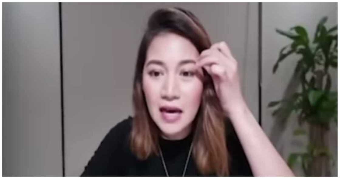 Kyla, kinagiliwan nang mataranta sa video call niya sa It's Showtime Kyla, kinagiliwan nang mataranta sa video call niya sa It's Showtime