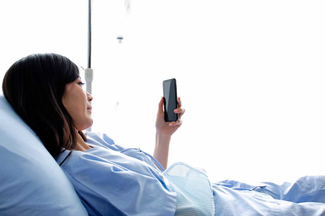 A sick lady on a call A sick lady on a call