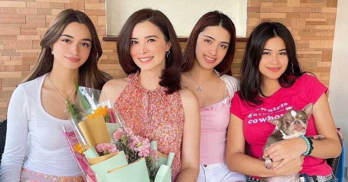 Sunshine Cruz, proud mama sa pagkakuha ng second honors ng anak na si Chesca: “So proud of you”