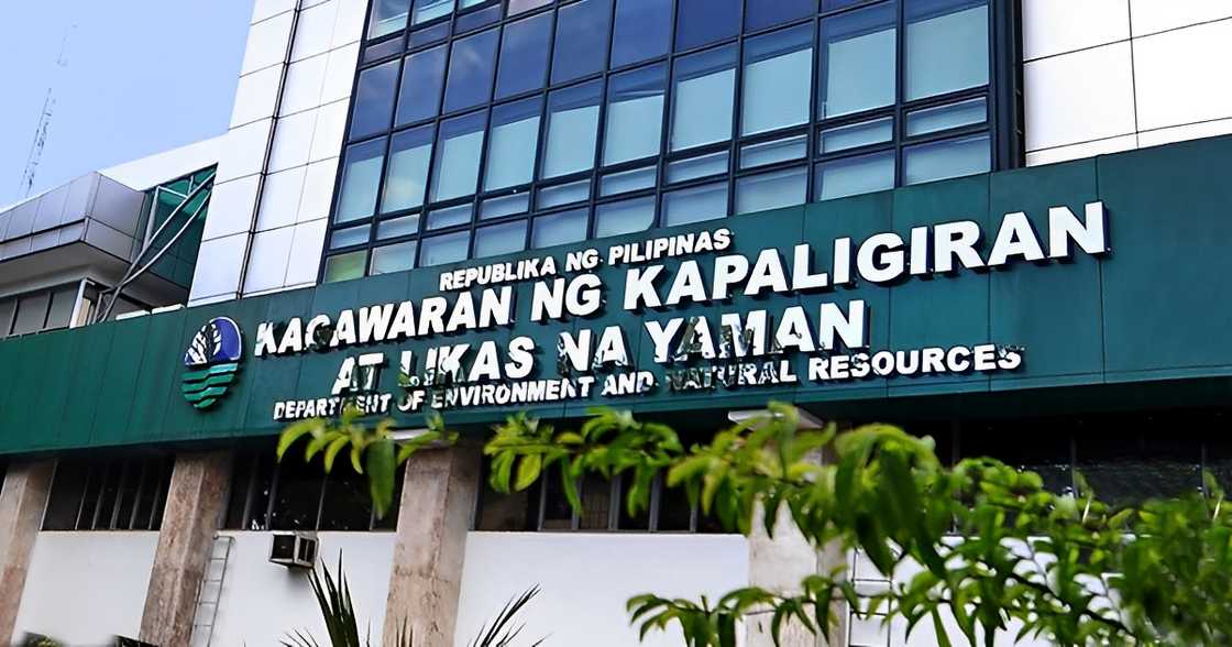 DENR FB Story, pinagkaguluhan ng maraming netizens: “face reveal Mother Earth” DENR FB Story, pinagkaguluhan ng maraming netizens: “face reveal Mother Earth”