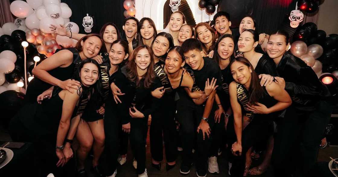 Michele Gumabao, ipinasilip ang masayang bridal shower niya (@niceprintphoto via @gumabaomichele) Michele Gumabao, ipinasilip ang masayang bridal shower niya (@niceprintphoto via @gumabaomichele)