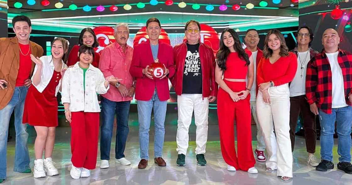 Allan K at co-hosts, positibong nag-react sa new post ng TVJ kung saan binanggit ang “Eat Bulaga” Allan K at co-hosts, positibong nag-react sa new post ng TVJ kung saan binanggit ang “Eat Bulaga”