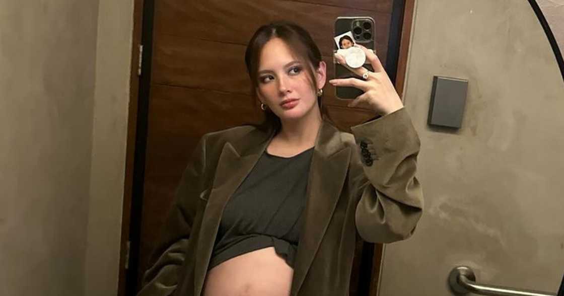 Ellen Adarna, may prangkang reply sa "late upload" comment sa baby bump photos niya