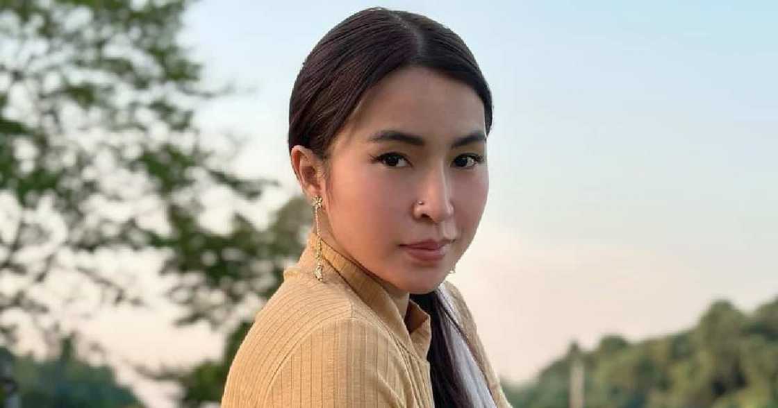 Jelai Andres, ibinida ang kanyang husay sa pag-lato-lato Jelai Andres, ibinida ang kanyang husay sa pag-lato-lato