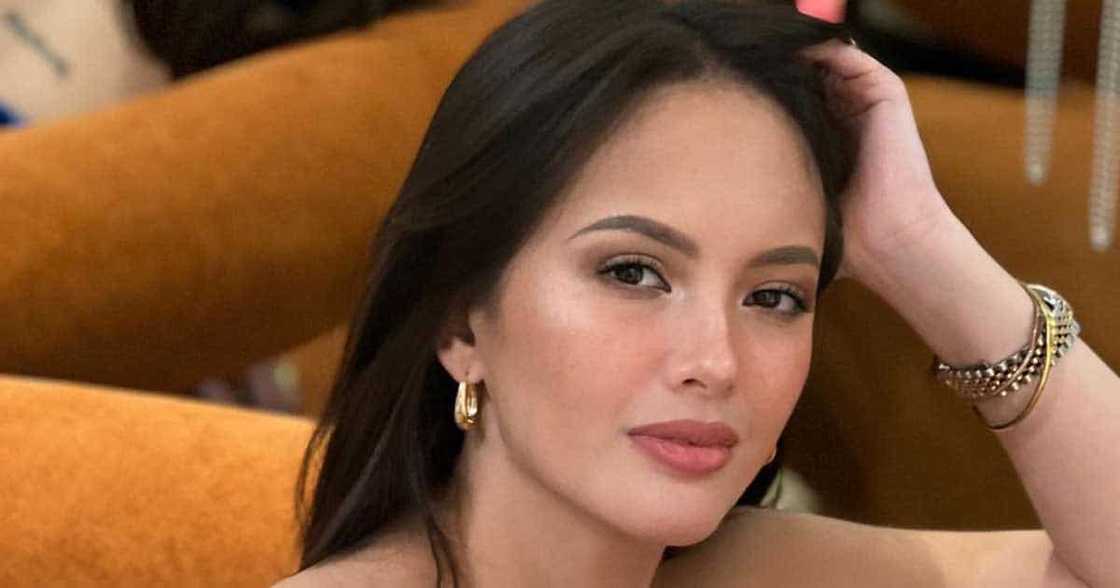 Ellen Adarna, sinagot tanong kung dapat ba masaktan kung tawaging ‘maasim’: “Di ko alam, baka mabaho ka” Ellen Adarna, sinagot tanong kung dapat ba masaktan kung tawaging ‘maasim’: “Di ko alam, baka mabaho ka”
