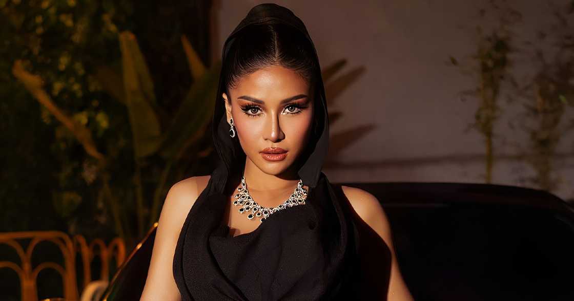 Sanya Lopez, ibinida ang video ng blessing ng bago at bongga niyang kotse Sanya Lopez, ibinida ang video ng blessing ng bago at bongga niyang kotse