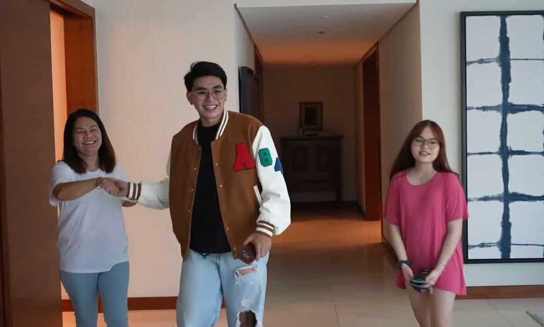 Ivana Alawi, napa-walk out dahil sa pinakilalang 'boyfriend' ni Mona Alawi Ivana Alawi, napa-walk out dahil sa pinakilalang 'boyfriend' ni Mona Alawi