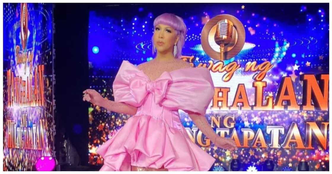 Vice Ganda, naluha nang pasalamatan ng TnT contestant na ama pala ng 3 niyang scholar Vice Ganda, naluha nang pasalamatan ng TnT contestant na ama pala ng 3 niyang scholar