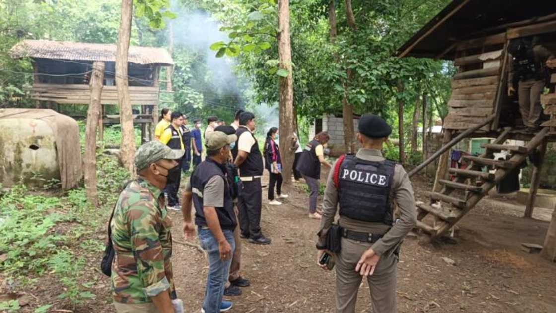 8-taong-gulang na bata, natutong kumahol dahil sa kakulangan ng interaksyon sa tao 8-taong-gulang na bata, natutong kumahol dahil sa kakulangan ng interaksyon sa tao