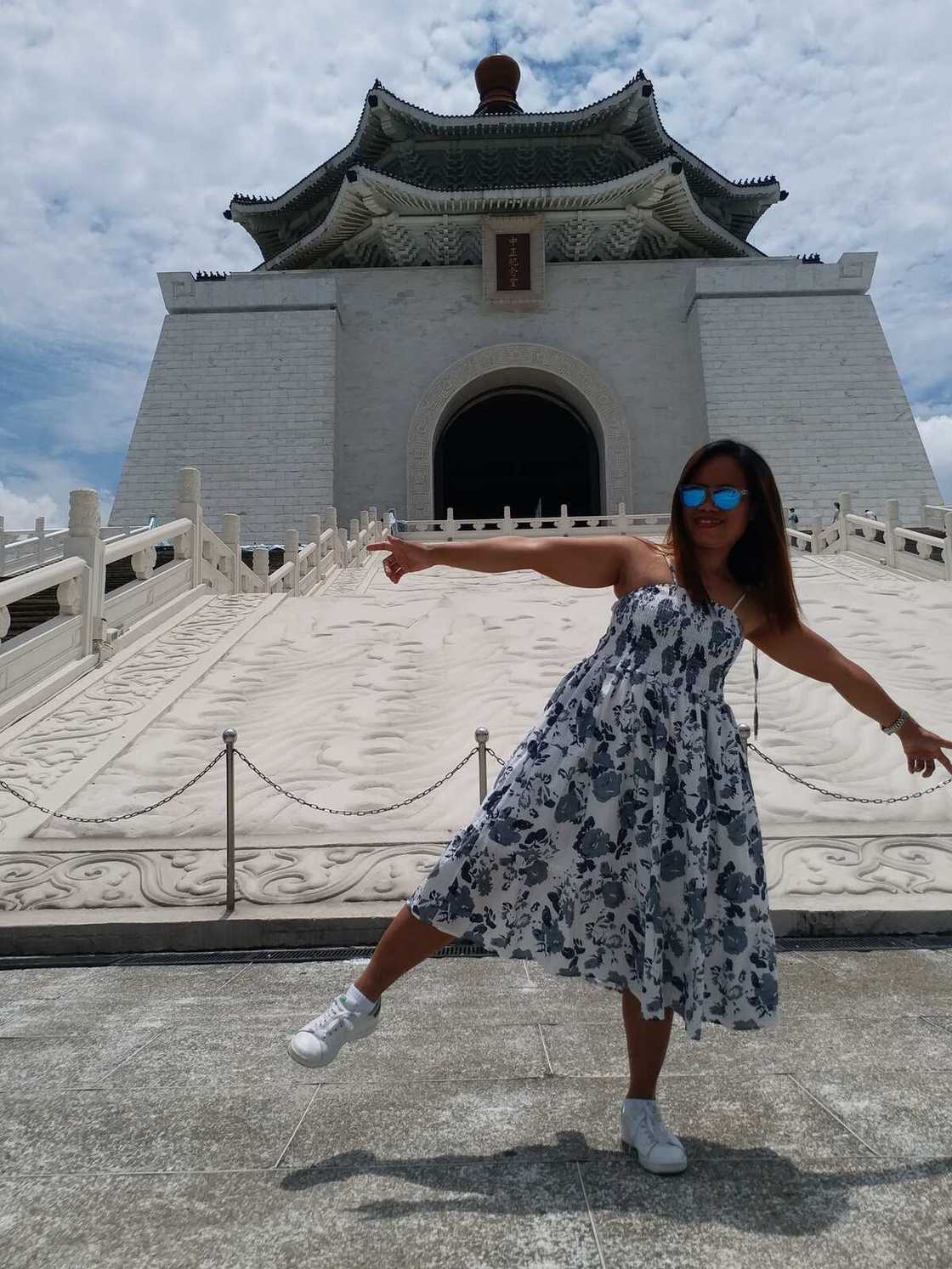 Pinay DH sa Taiwan, nakalibot na sa iba’t-ibang parte ng mundo at nagpapatayo pa ng bahay Pinay DH sa Taiwan, nakalibot na sa iba’t-ibang parte ng mundo at nagpapatayo pa ng bahay