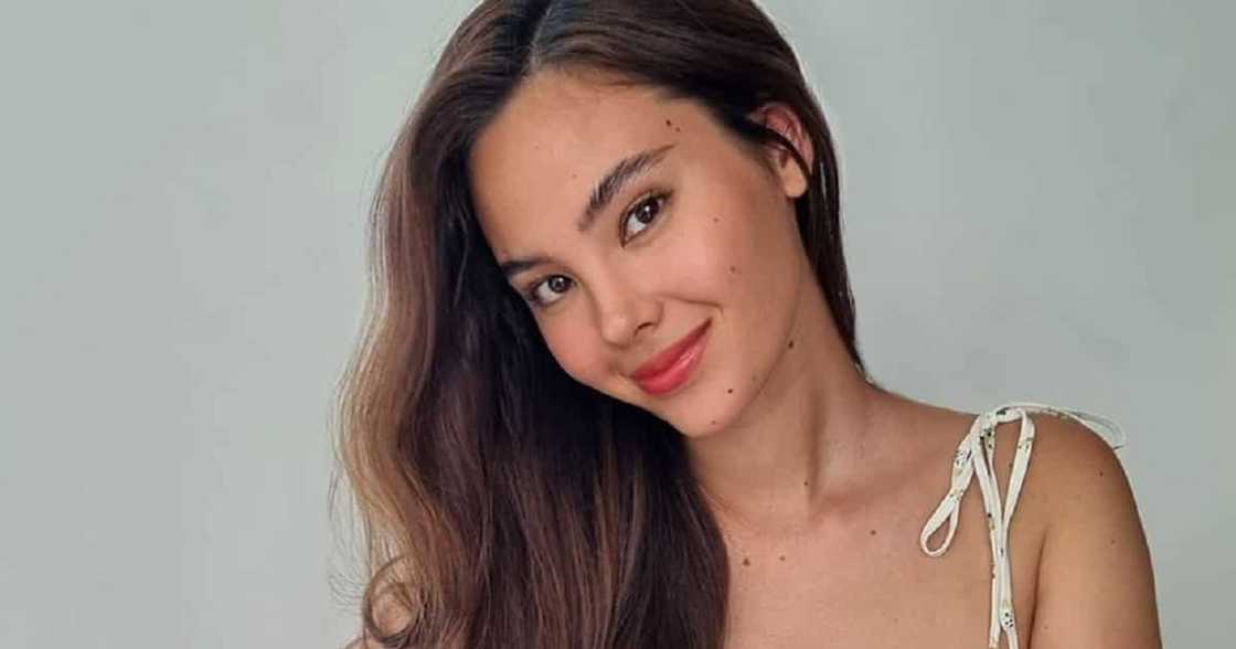 Catriona Gray, umalma sa isang Facebook page na umano'y fake news peddler Catriona Gray, umalma sa isang Facebook page na umano'y fake news peddler