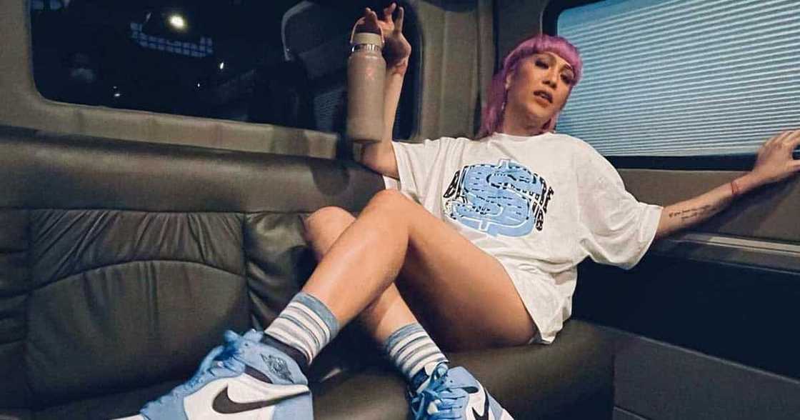 Vice Ganda, hindi na raw niya alam kung kaya pa niyang magpatawa sakaling matapos na ang pandemya Vice Ganda, hindi na raw niya alam kung kaya pa niyang magpatawa sakaling matapos na ang pandemya