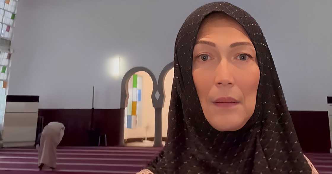 Video ng pagbisita ni Bb Gandanghari na nakasuot ng hijab, viral