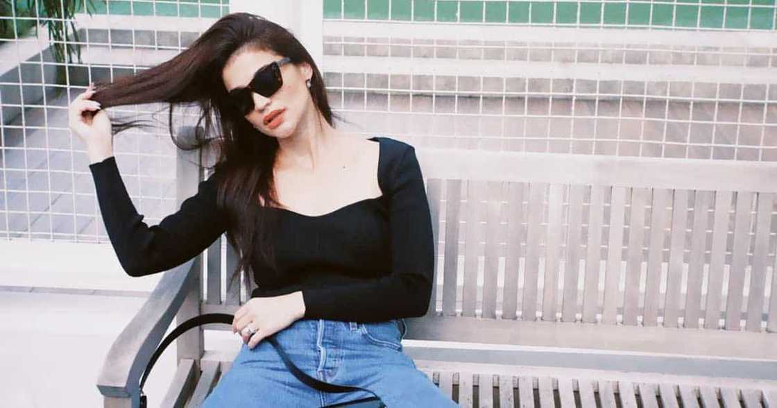 Anne Curtis ibinida ang Anne room sa bagong Rockstar KTV: "For all the dreamers out there" Anne Curtis ibinida ang Anne room sa bagong Rockstar KTV: "For all the dreamers out there"