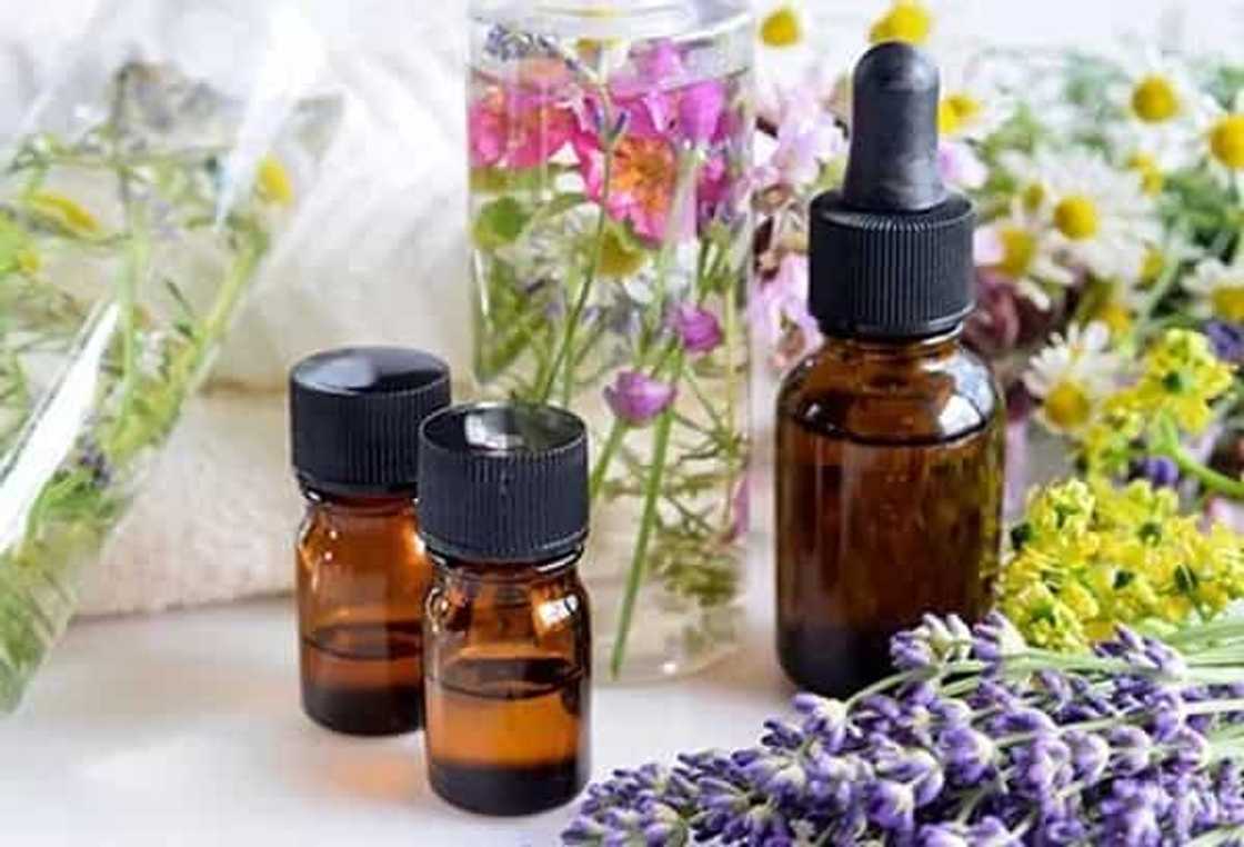Anak namatay sa asthma dahil tinigil ng nanay pagpainom ng gamot, piniling gamitin 'essential oils' Anak namatay sa asthma dahil tinigil ng nanay pagpainom ng gamot, piniling gamitin 'essential oils'