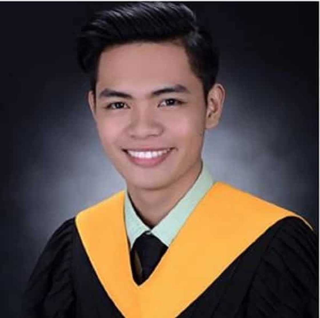 'Cumlaude' na nangarap maging doktor, nagtapos sa kursong "bagsakan daw ng mga naubusan ng slot" sa PUP 'Cumlaude' na nangarap maging doktor, nagtapos sa kursong "bagsakan daw ng mga naubusan ng slot" sa PUP