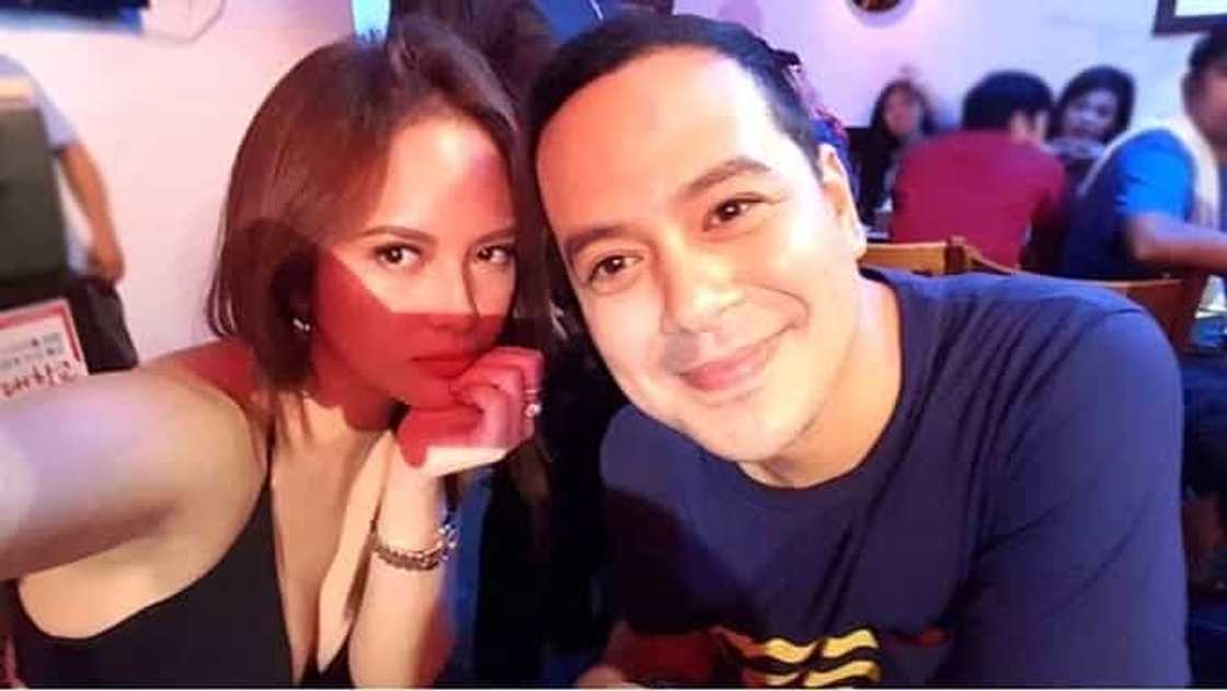 John Lloyd Cruz, unti-unti na raw iniiwan ng mga iniendorso niyang produkto John Lloyd Cruz, unti-unti na raw iniiwan ng mga iniendorso niyang produkto