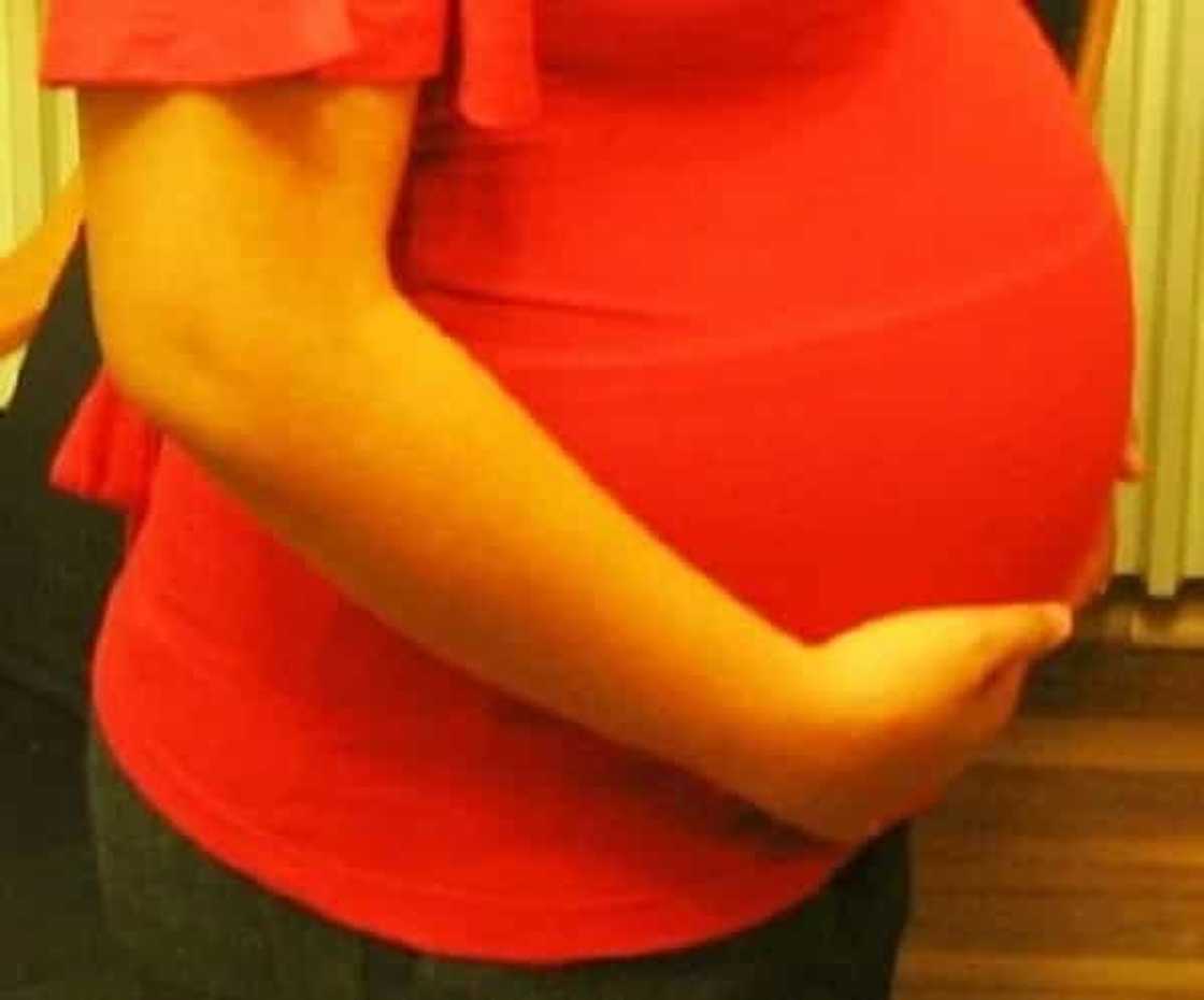 Buntis na asawa ng seaman, idinitalye kung paano siya inabanduna ng mister Buntis na asawa ng seaman, idinitalye kung paano siya inabanduna ng mister