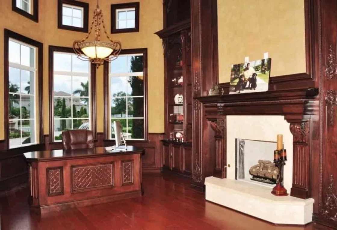 Nakakalula sa ganda! Dwayne ‘The Rock’ Johnson's house tour of his $3.4 million or P170M luxurious mansion Nakakalula sa ganda! Dwayne ‘The Rock’ Johnson's house tour of his $3.4 million or P170M luxurious mansion