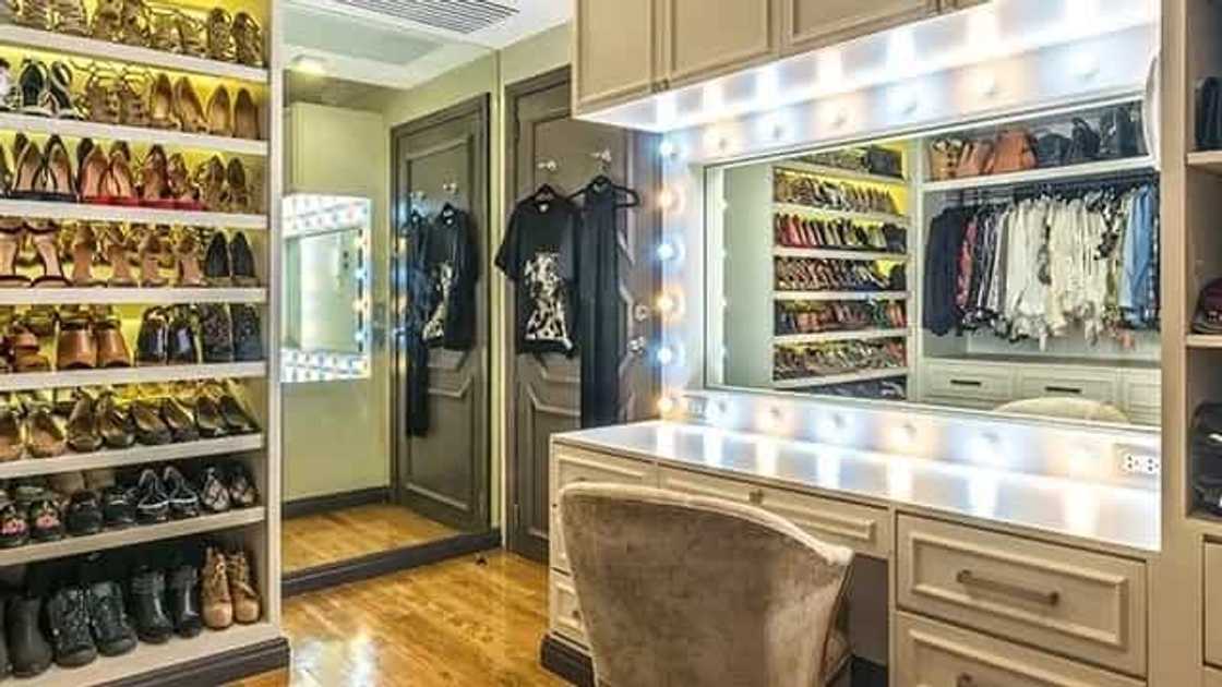 Iza Calzado’s renovated modern condominium unit in Makati City Iza Calzado’s renovated modern condominium unit in Makati City