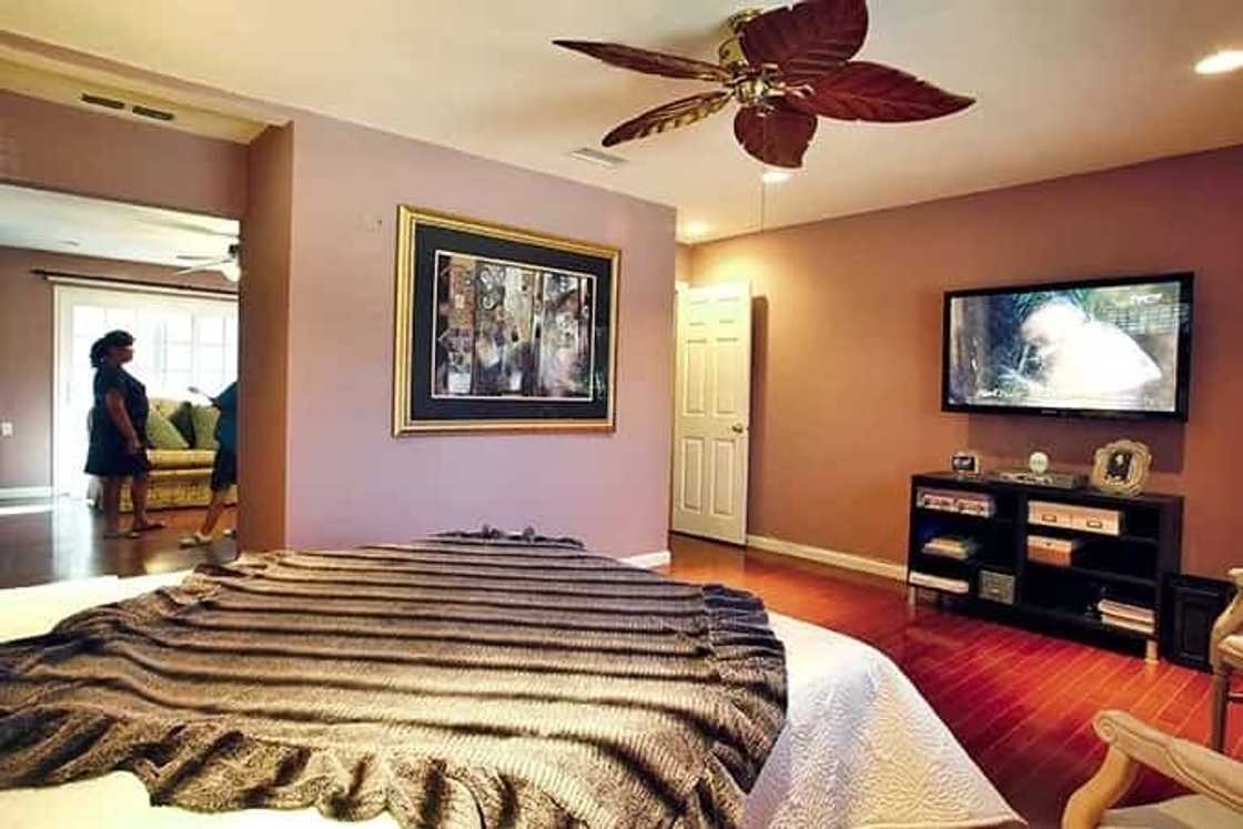 Ang bongga ng mga bahay! Piolo Pascual gives a tour on his two luxurious houses in the U.S Ang bongga ng mga bahay! Piolo Pascual gives a tour on his two luxurious houses in the U.S