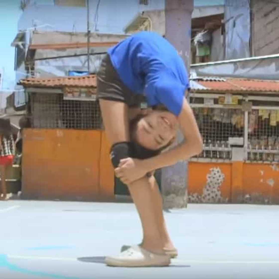 Netizen Dubbed as “Most Flexible Boy” in the Philippines Because of His Stunning Antics