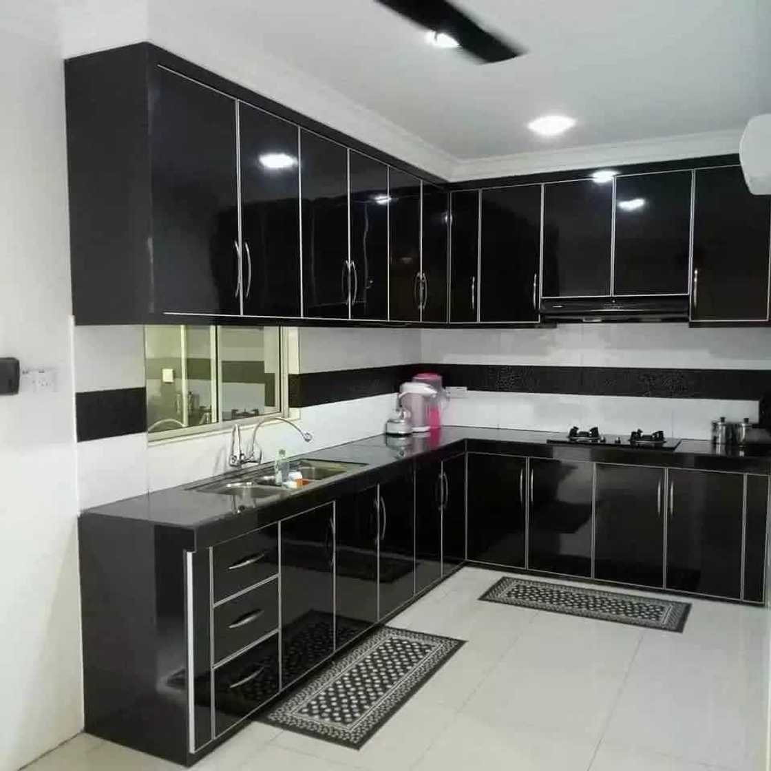 Pa-humble pa! Simpleng bahay sa labas, mala-mansion daw ang loob Pa-humble pa! Simpleng bahay sa labas, mala-mansion daw ang loob