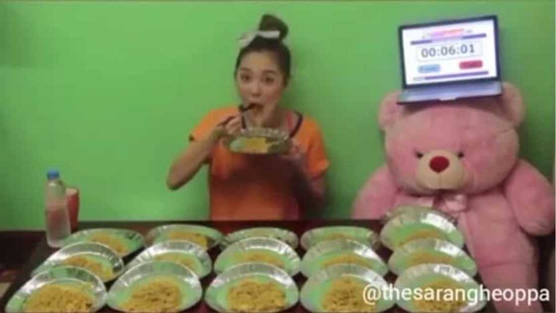 pancit-canton pancit-canton