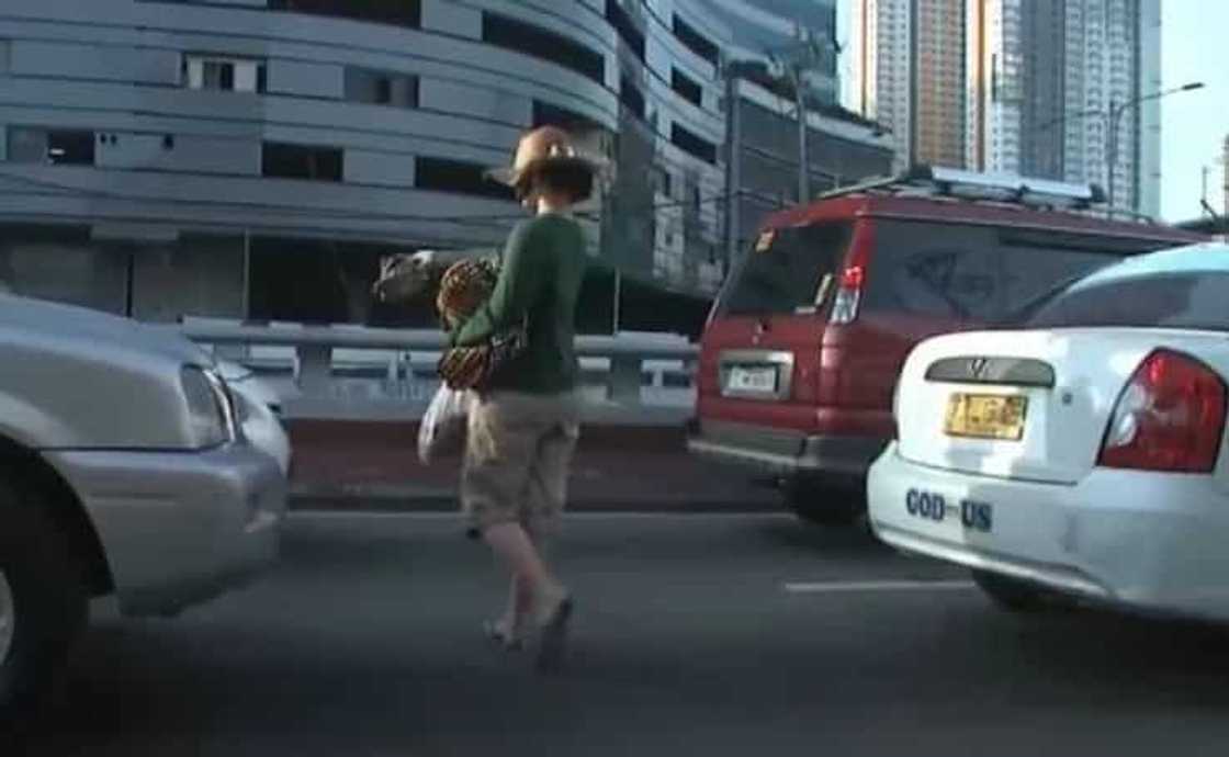 Halos mangiyak-ngiyak siya sa hirap! Anne Curtis experienced selling rags in “It’s Showtime” Lenten special Halos mangiyak-ngiyak siya sa hirap! Anne Curtis experienced selling rags in “It’s Showtime” Lenten special