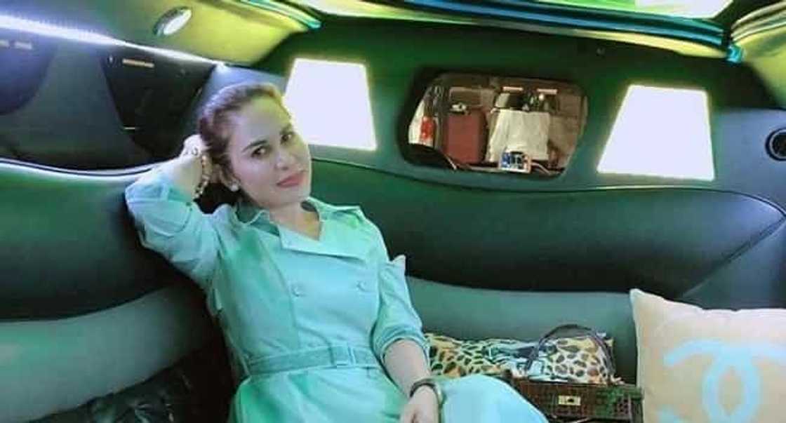 Jinkee Pacquiao, hinangaan muli sa kanyang blue pajama OOTD na halos P200K ang halaga Jinkee Pacquiao, hinangaan muli sa kanyang blue pajama OOTD na halos P200K ang halaga