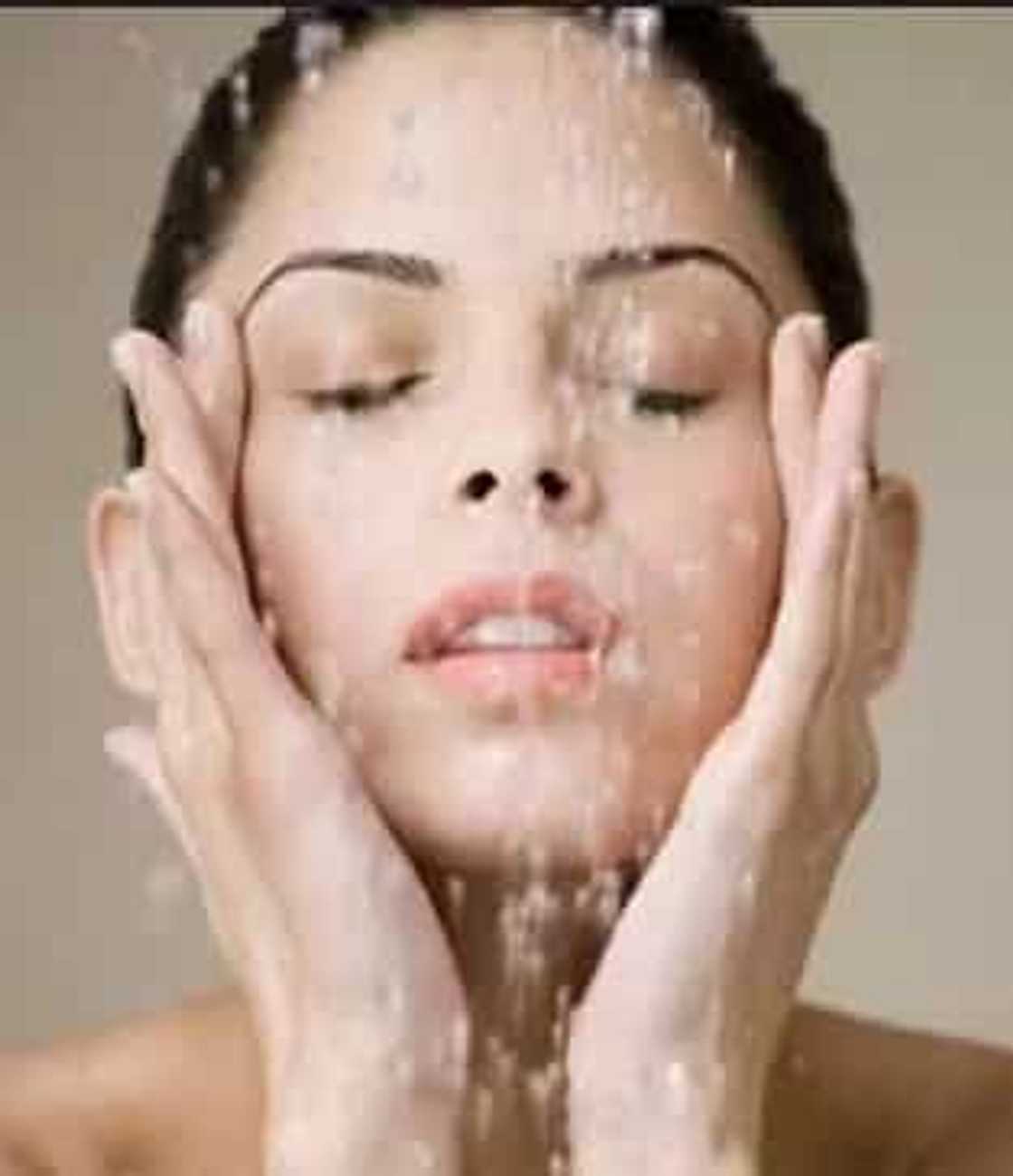12 shower habits that do more harm than good 12 shower habits that do more harm than good