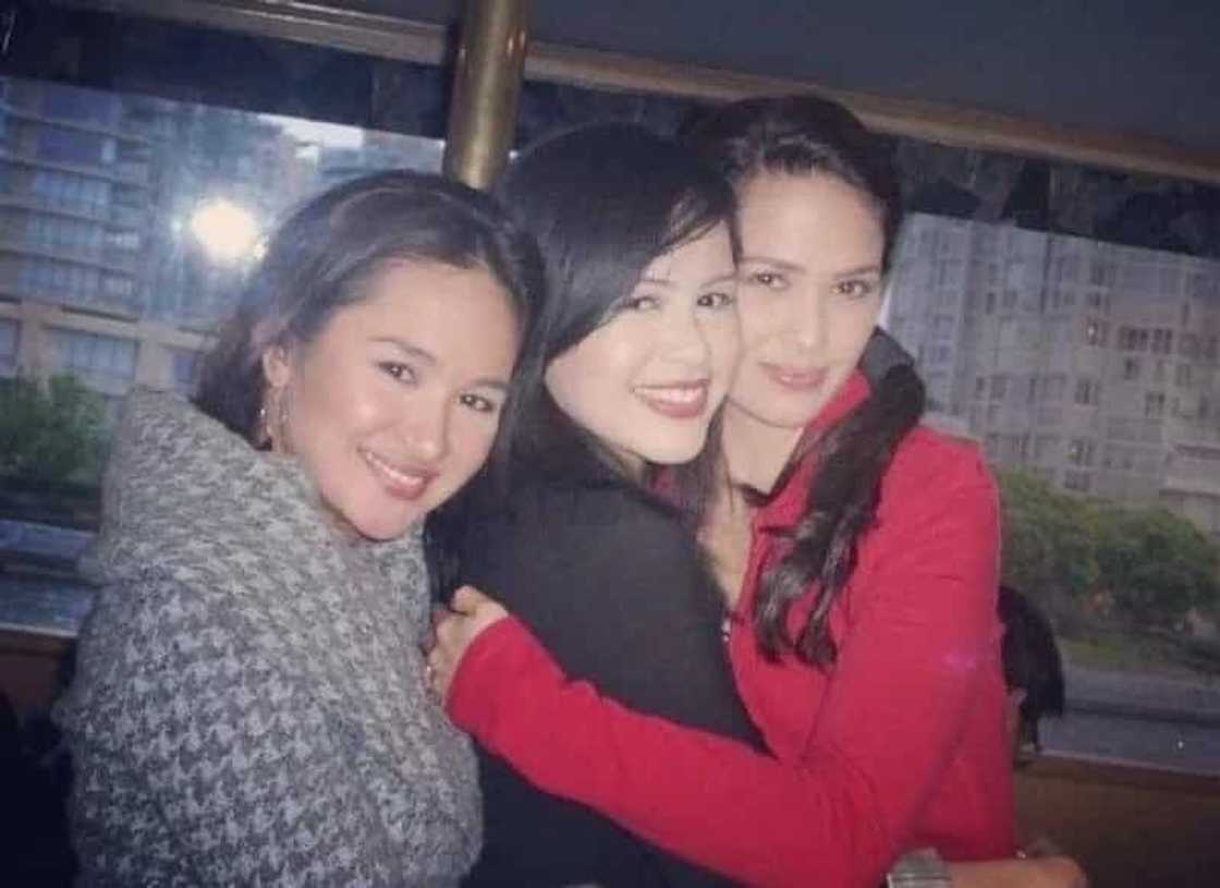 Artistahin silang lahat! Kristine Hermosa and her 2 equally stunning sisters Artistahin silang lahat! Kristine Hermosa and her 2 equally stunning sisters