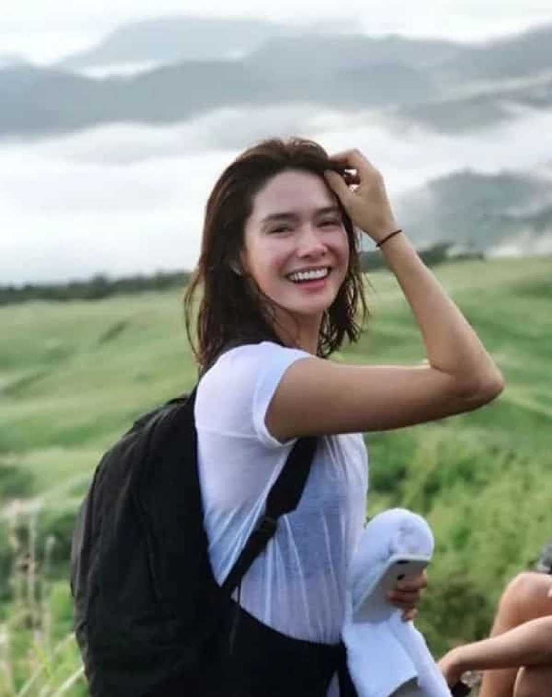 Paul Soriano is one with Toni Gonzaga in saying Erich Gonzales is hot Paul Soriano is one with Toni Gonzaga in saying Erich Gonzales is hot