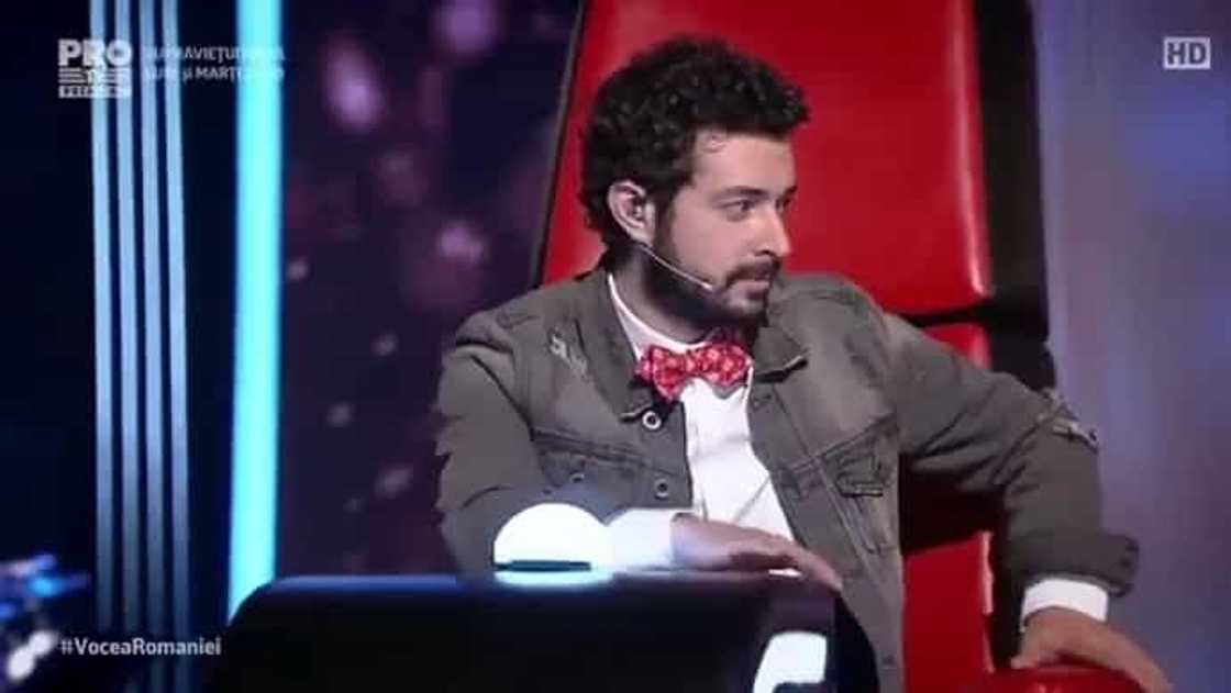 The Voice Romania judges went crazy over Pinay’s blind audition performance! The Voice Romania judges went crazy over Pinay’s blind audition performance!