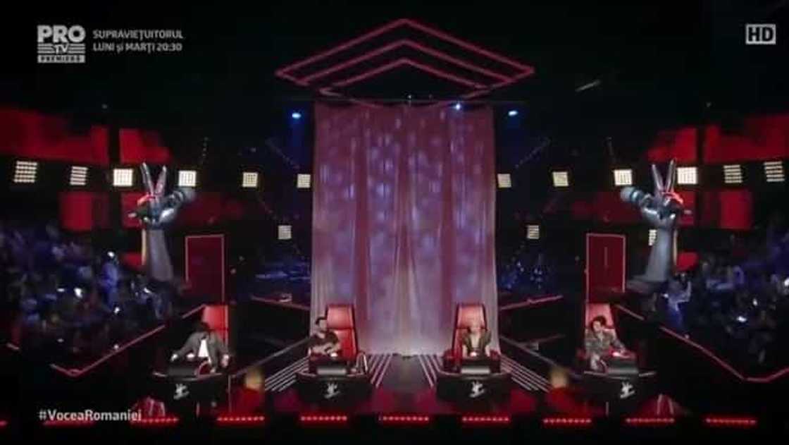 The Voice Romania judges went crazy over Pinay’s blind audition performance! The Voice Romania judges went crazy over Pinay’s blind audition performance!