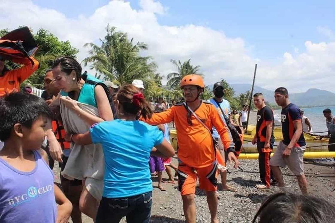 Parang pelikula ang nangyari! Mayor Jonathan Tan swam for hours to rescue girlfriend Bianca Manalo, Ehra Madrigal, companions Parang pelikula ang nangyari! Mayor Jonathan Tan swam for hours to rescue girlfriend Bianca Manalo, Ehra Madrigal, companions