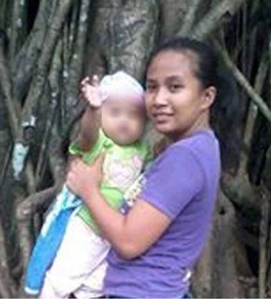 Naiyak at di makapaniwala! Working mom, top 8 sa 2017 BAR exams Naiyak at di makapaniwala! Working mom, top 8 sa 2017 BAR exams