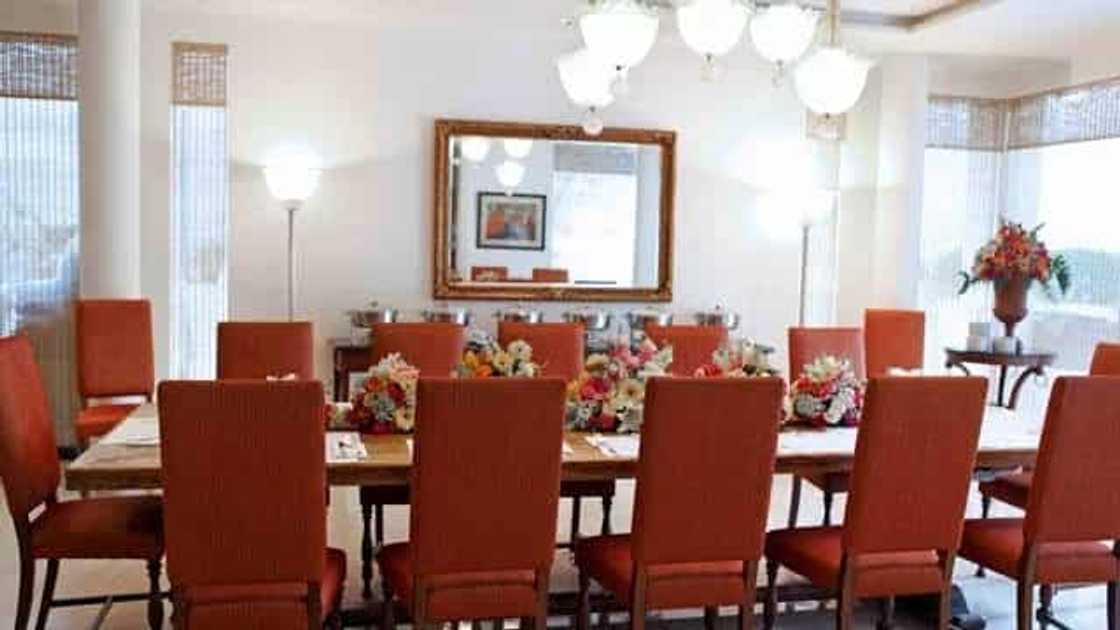 Sharon Cuneta’s elegant family home Sharon Cuneta’s elegant family home